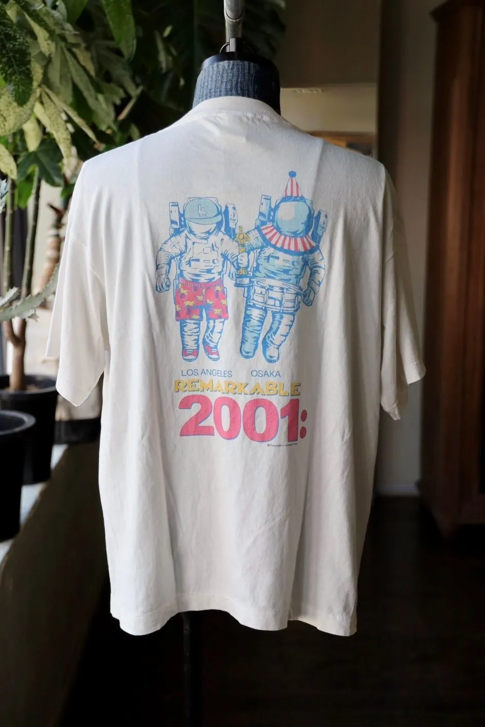 SAINT Mxxxxxx × Sean Wotherspoon SW_SS TEE/ASTRO/WHT SW joint retro enzyme-washed old tee Astronaut distressed short-sleeved off-white S-XL Correct version Customized SW joint wash water label Original development Production without looking at pictures Printing pixel level restoration Handmade acrylic ready-made clothing graffiti ink